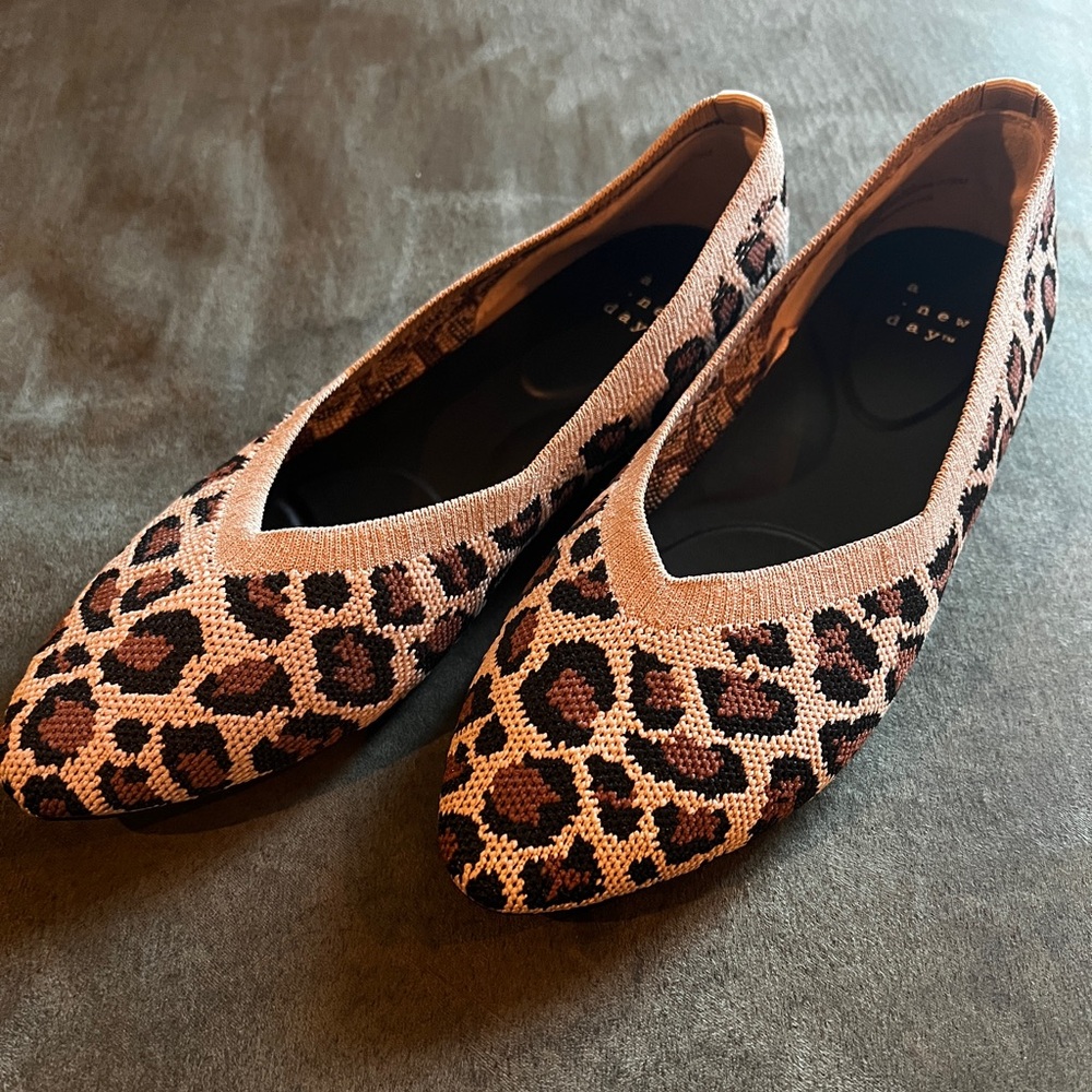 Leopard flats